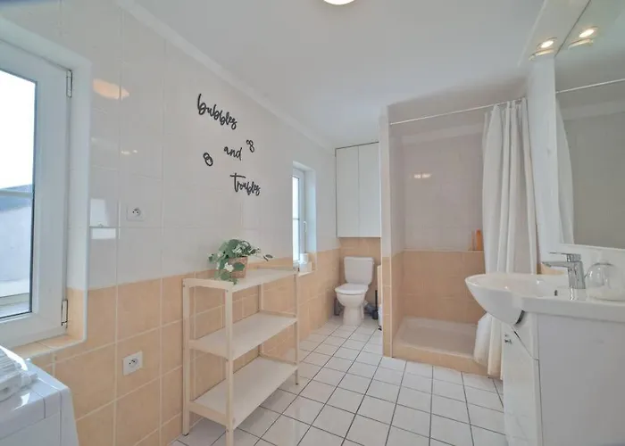 Du Poete - 4p - Hyper Centre 아파트