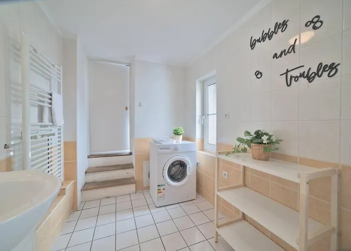 Du Poete - 4p - Hyper Centre 아파트